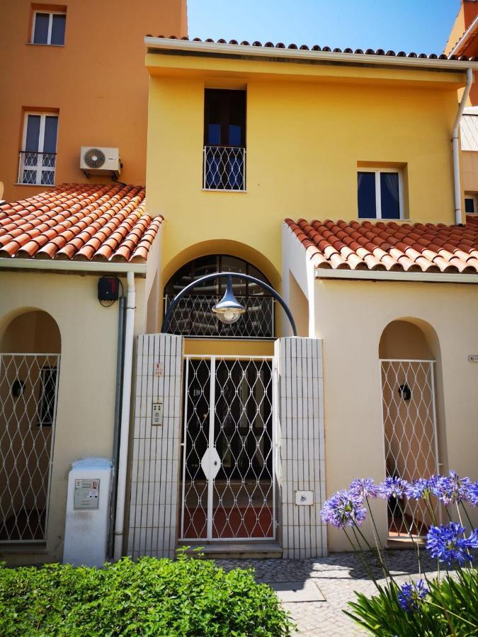 The Marina Plaza Apartment Віламора Екстер'єр фото